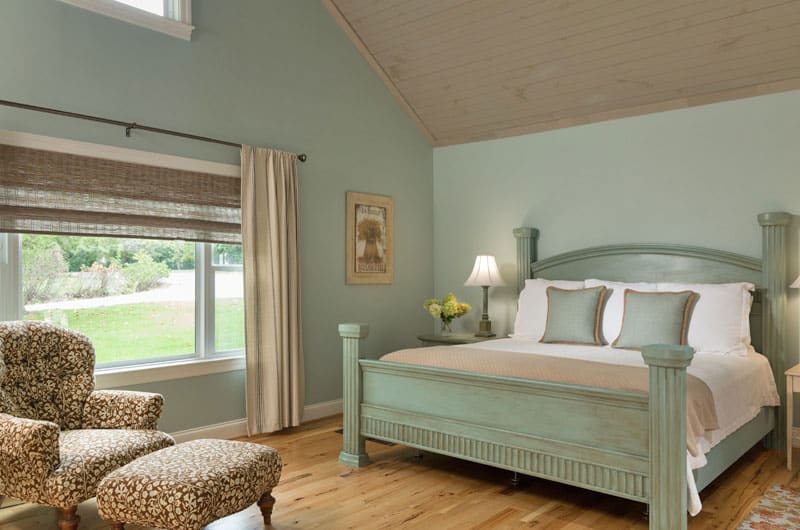 Why Stay at the Chanticleer Inn Bed and Breakfast in Chattanooga?Why